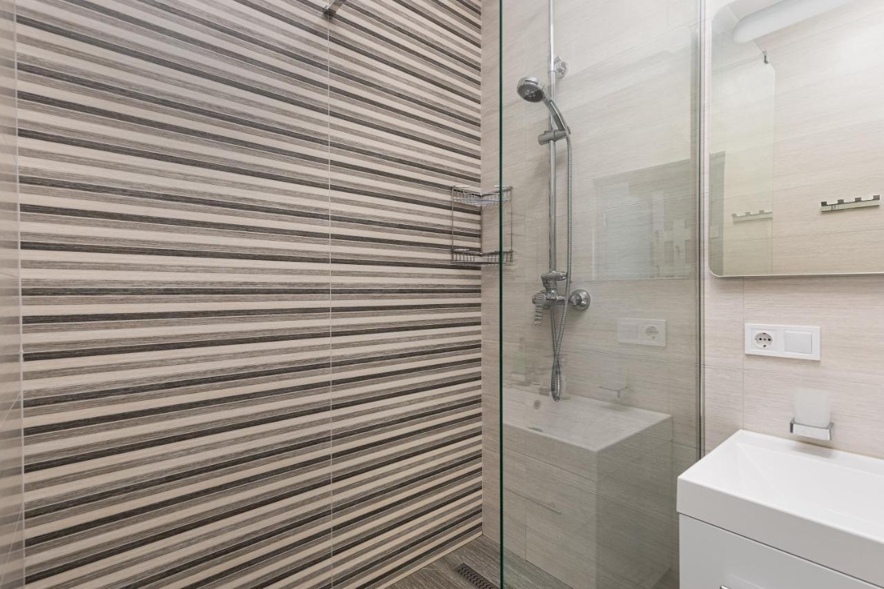 אודסה 44 Pearl 1-Bedroom Panoramic Sea View Apartment מראה חיצוני תמונה